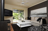Book Burnside Accommodation Vacations Hotel VIC Hotel VIC