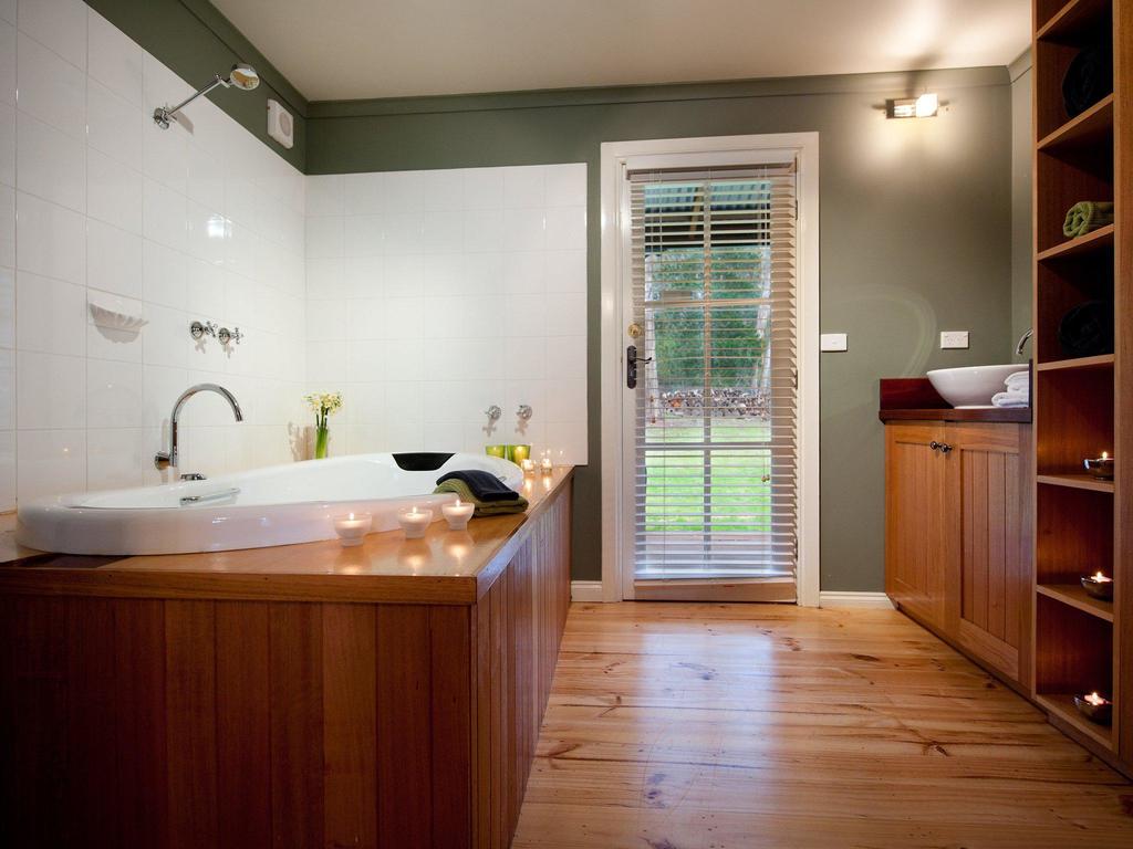 Sailors Hill VIC Hotel VIC