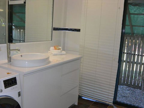 Fish's Shack - Hotel VIC 2