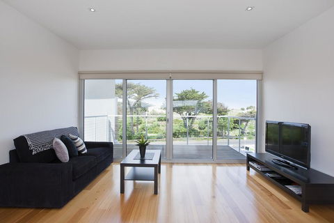 Four Kings Apartment - Deluxe 2br #3 - Hotel VIC 1
