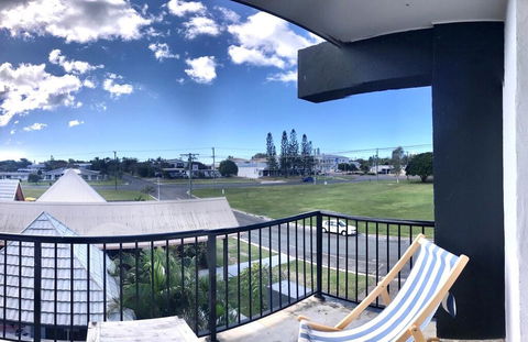 Freedom Rainbow Beach - Hotel VIC 1