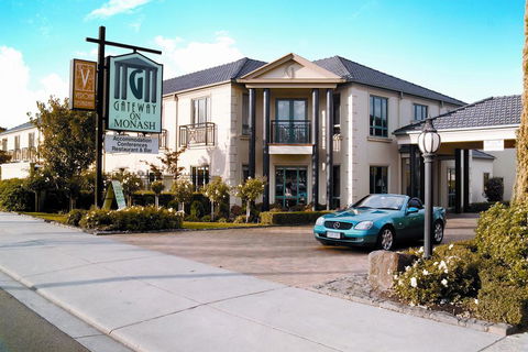 Gateway On Monash - Hotel VIC 2