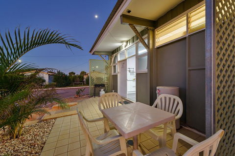 Getaway Villas Unit 38-10 - 2 Bedroom Self-Contained Accommodation - Hotel VIC 1