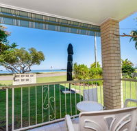 Ground floor air condtioned apartment - Hotel VIC