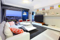 Book Gold Coast Accommodation Vacations Hotel VIC Hotel VIC