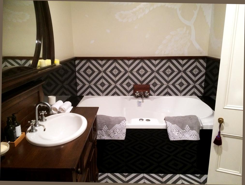 Yapeen VIC Hotel VIC