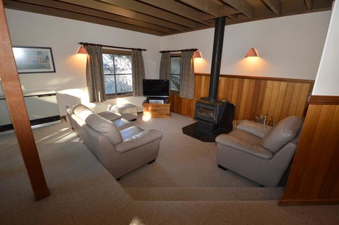 High Plains - Hotel VIC 2