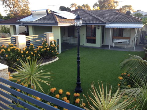 Hillarys Holiday Home - Hotel VIC 0