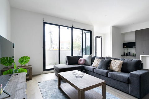 HOLIDAY HOME 3BR TOWNHOUSE With WIFI NEAR HIGHPOINT - Hotel VIC 0