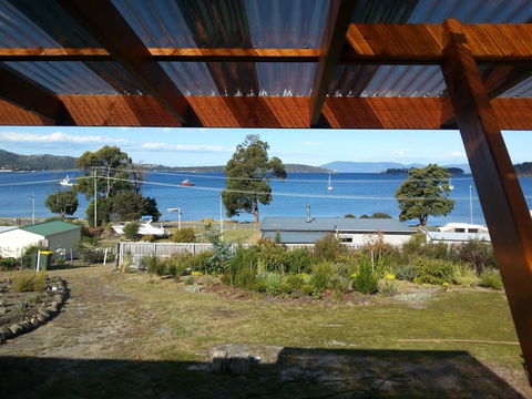 Islandview Beachhouse - 60m Down Driveway To Beach, Dover Tasmania - Hotel VIC 2