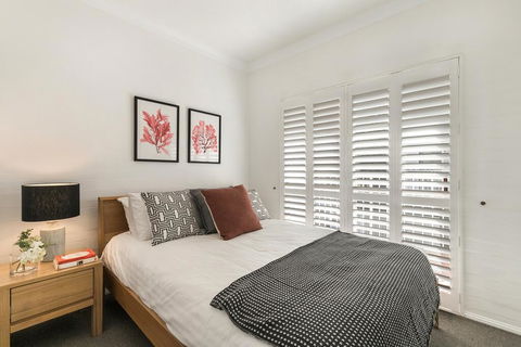 Large And Airy Unit In Quiet Riverside Suburb - Hotel VIC 2