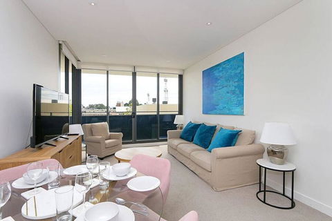 Large Modern 2 Bedroom Apartment Near Lake Claremont - Hotel VIC 1