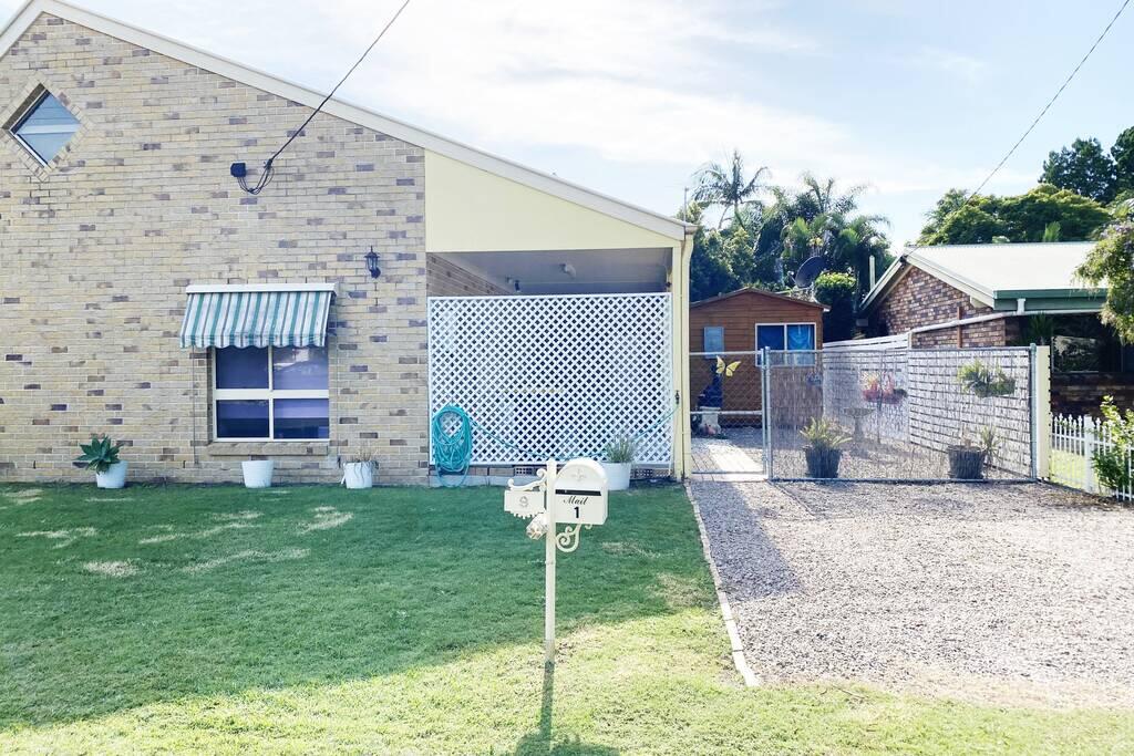 Bongaree QLD Hotel VIC