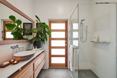 Luxury On Vincent - Hotel VIC 1