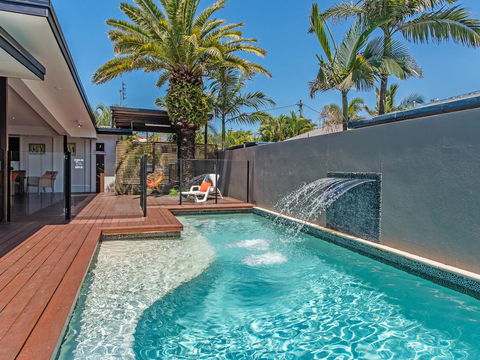 Marcoola House, Pet Friendly, Sunshine Coast - Hotel VIC 0
