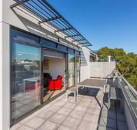 Melbourne City Views - Hotel VIC