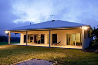 Book Millaa Millaa Accommodation Vacations Hotel VIC Hotel VIC