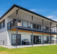 Moments on the Water - Hotel VIC