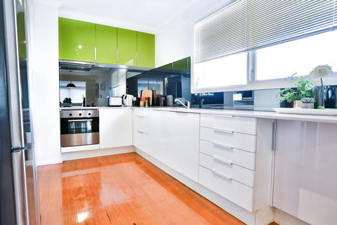 Mont Albert 2 Bedrooms Morden House - Hotel VIC 0