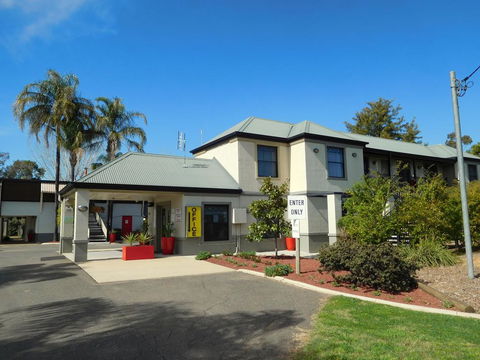 Narrabri Motel And Caravan Park - Hotel VIC 2