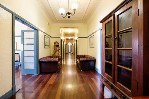 Captain Stirling Hotel - Hotel VIC 22