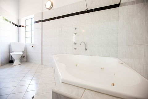 Captain Stirling Hotel - Hotel VIC 27