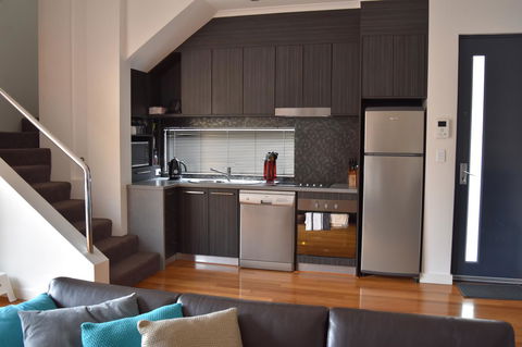 Central Executive Townhouse - Hotel VIC 2