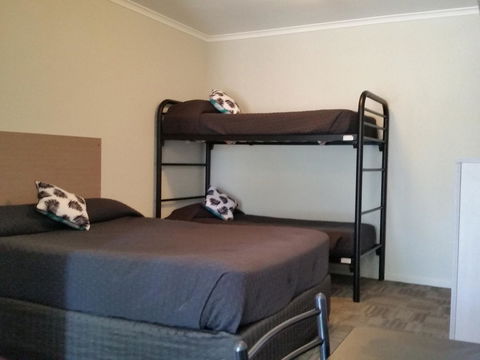 Mandurah Foreshore Motel - Hotel VIC 11
