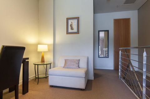 Cloisters - Hotel VIC 13