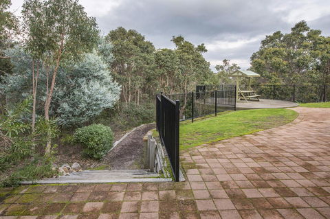 A Hidden Bush Delight - Hotel VIC 9
