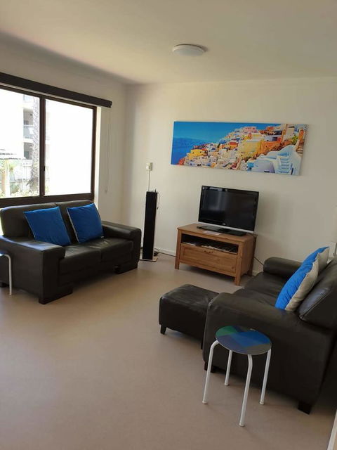West Beach Lagoon 206 - Sleeps Three! Value!!! - Hotel VIC 5