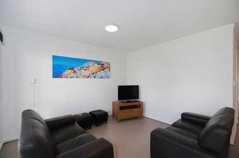 West Beach Lagoon 206 - Sleeps Three! Value!!! - Hotel VIC 7