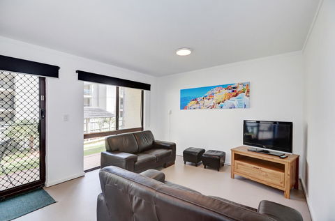 West Beach Lagoon 206 - Sleeps Three! Value!!! - Hotel VIC 13