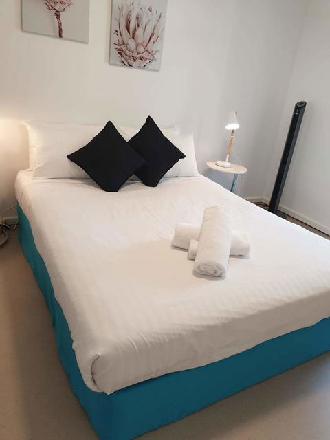 West Beach Lagoon 206 - Sleeps Three! Value!!! - Hotel VIC 3