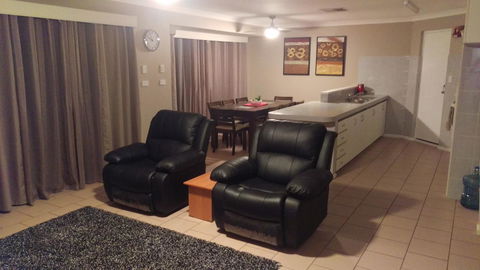 The Quiet Family Getaway In Bassendean - Hotel VIC 3