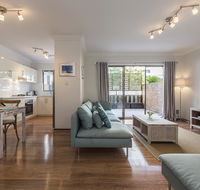 Cottesloe Sea Salt Abode - Hotel VIC