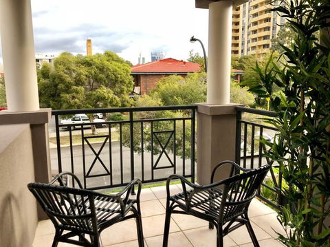 Highgate Modern Home (4 Mins To Perth City) - Hotel VIC 18