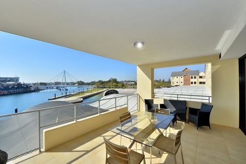 Dolphin Quay Apartments - Hotel VIC 9