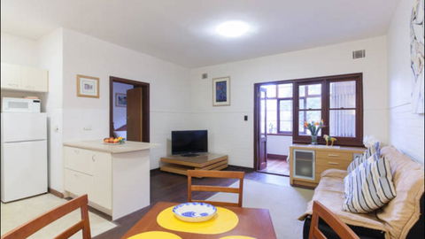 Broadway Apartments - Hotel VIC 8