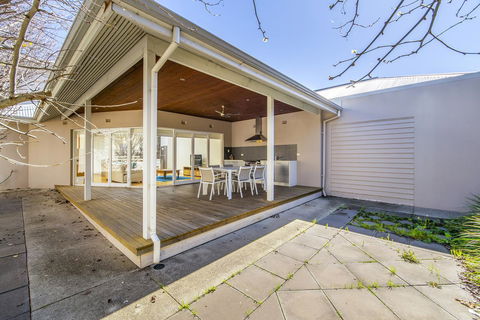 Inner Western Suburbs Retreat - Hotel VIC 1