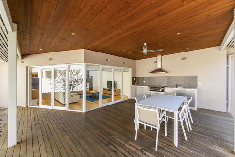 Inner Western Suburbs Retreat - Hotel VIC 2