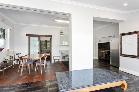 Heart Of Claremont Gem - Free WiFi - Hotel VIC 7