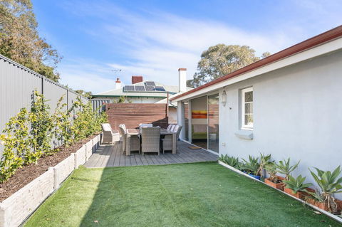 Heart Of Claremont Gem - Free WiFi - Hotel VIC 8