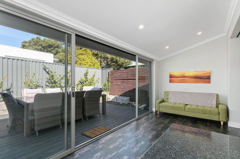 Heart Of Claremont Gem - Free WiFi - Hotel VIC 11