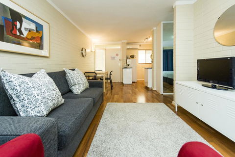 Rosalie 13 - Hotel VIC 7