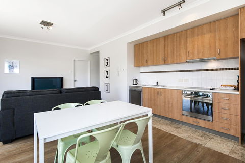 Hay WP - Hotel VIC 5