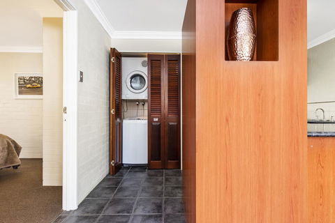 Subiaco Village 18 - Hotel VIC 8