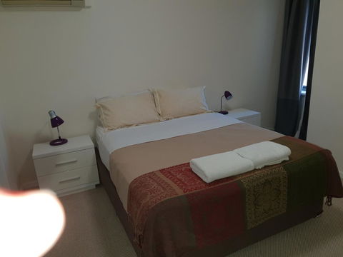 Superb 2 BR East Perth Riverside Apartment Location Comfort And Space 45 - Hotel VIC 5