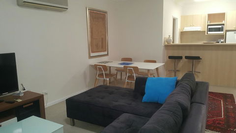 Superb 2 BR East Perth Riverside Apartment Location Comfort And Space 45 - Hotel VIC 4