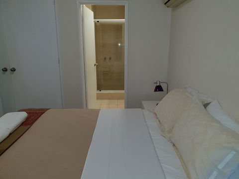 Superb 2 BR East Perth Riverside Apartment Location Comfort And Space 45 - Hotel VIC 9